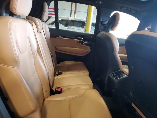 YV4A22PKXH1143736 Volvo XC90