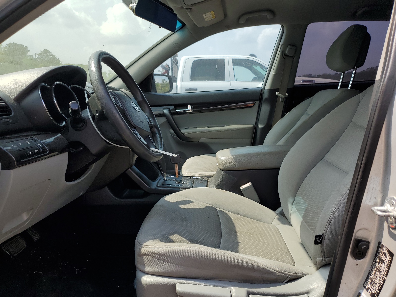 5XYKT4A60CG191105 2012 Kia Sorento Base