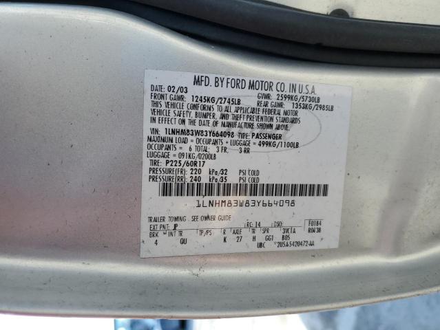 1LNHM83W83Y664098 Lincoln TOWNCAR