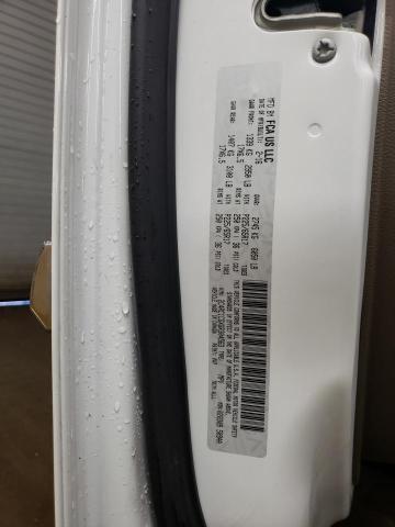 2C4RC1CGXGR304563 Chrysler Town & Country Touring L