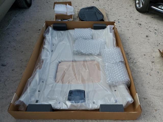 3FA6P0HD6HR214490 Ford FUSION SE