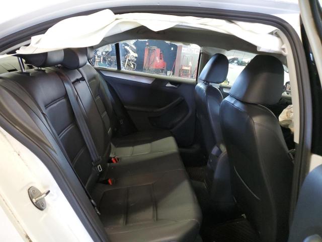 2018 VOLKSWAGEN JETTA SE - 3VWDB7AJ9JM210720