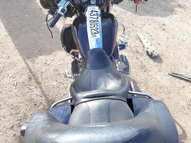 2011 HARLEY-DAVIDSON FLHTCUSE6 - 1HD1PR83XBB951802