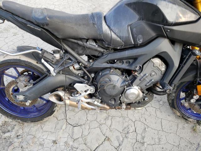 2014 YAMAHA FZ09 JYARN33E5EA000011