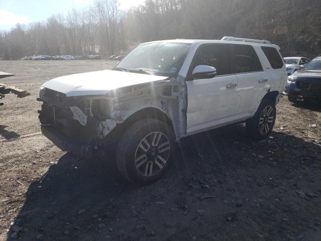 2018 TOYOTA 4RUNNER SR JTEBU5JR8J5503086