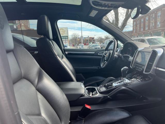 2017 PORSCHE CAYENNE - WP1AA2A22HKA88058