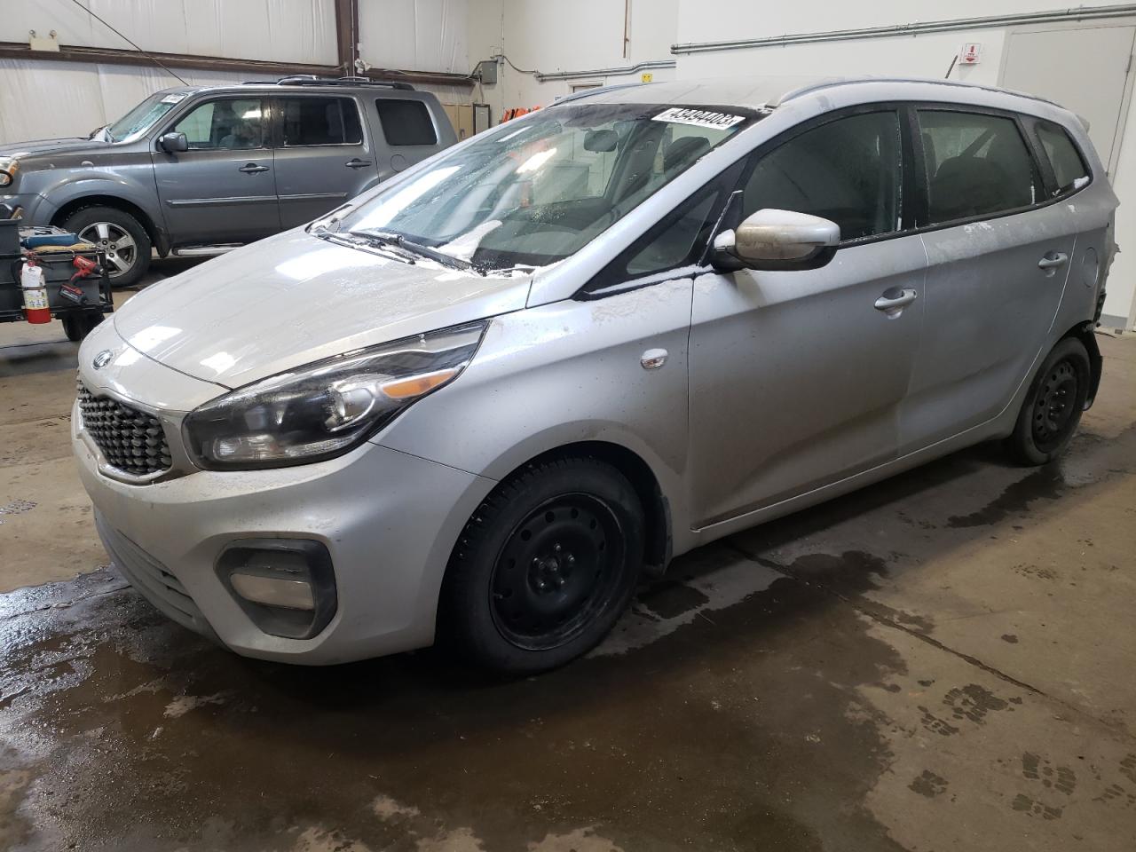 KNAHT8A37H7180241 KIA RONDO 2017