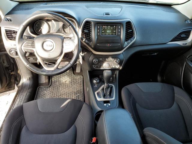 1C4PJMCB0GW145692 Jeep Cherokee Latitude