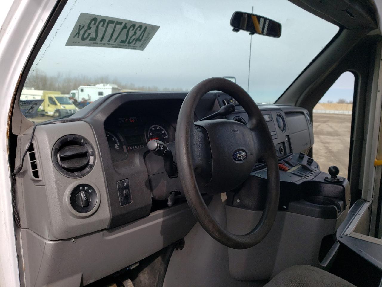 1FDFE4FS4GDC42588 FORD E450 2016