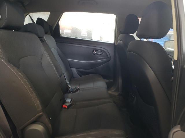 2017 KIA RONDO KNAHT8A37H7180241