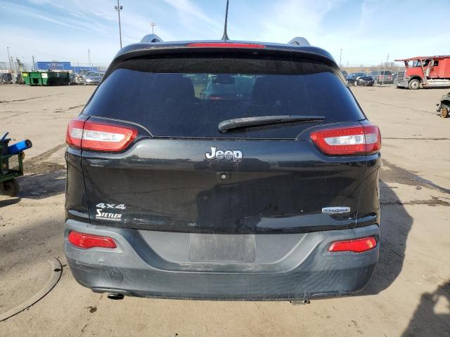 1C4PJMCB0GW145692 Jeep Cherokee Latitude