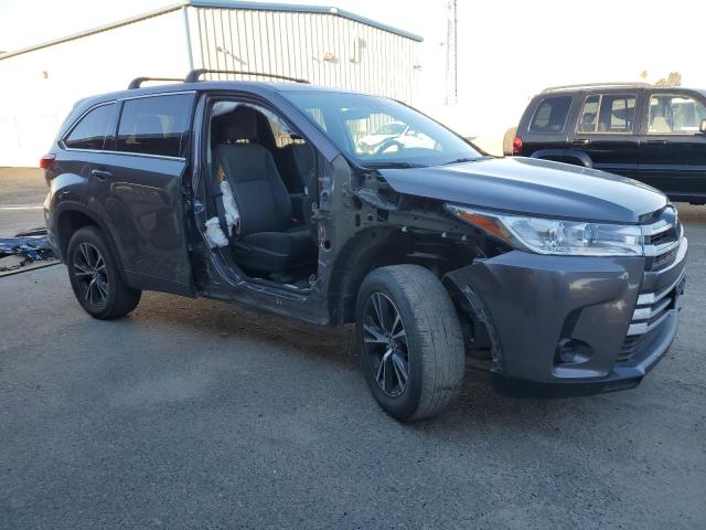 5TDZARFH1JS040088 Toyota Highlander Le