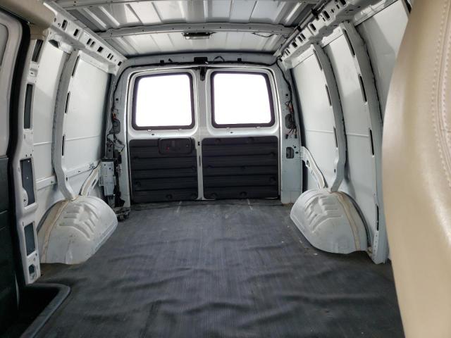 1GTS7AF43E1150786 GMC Savana