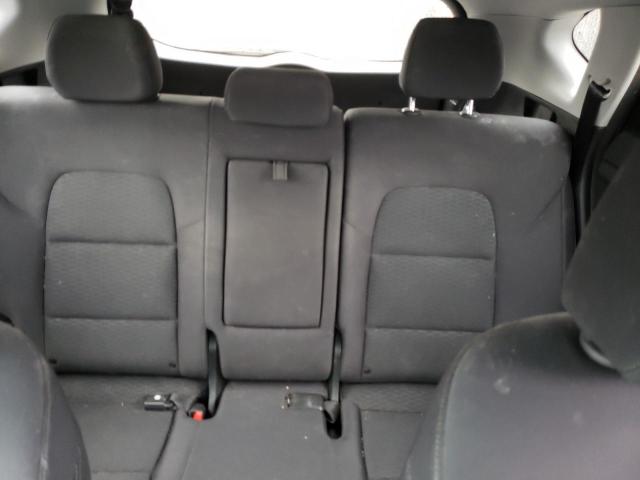 KM8J2CA43KU915028 Hyundai TUCSON SE
