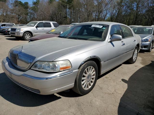 2003 Lincoln Town Car Executive