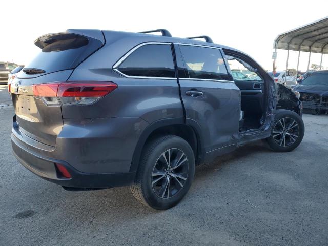 5TDZARFH1JS040088 Toyota Highlander Le