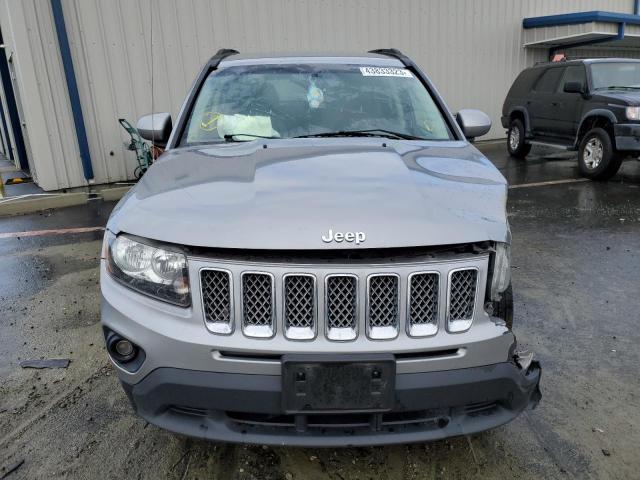 1C4NJDEB3HD154517 Jeep Compass Latitude