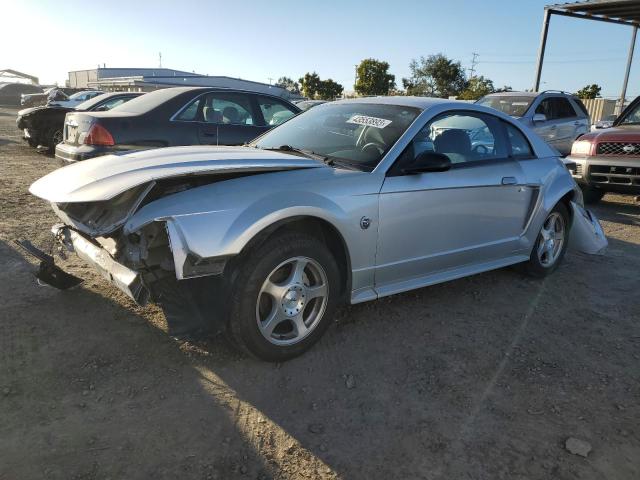 2004 Ford Mustang 