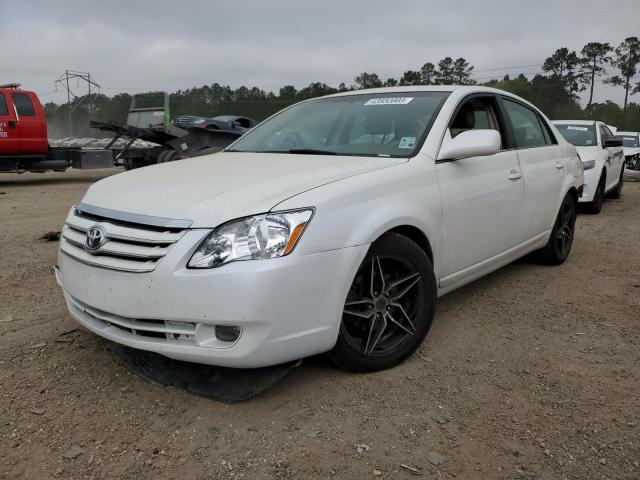 2005 Toyota Avalon XL