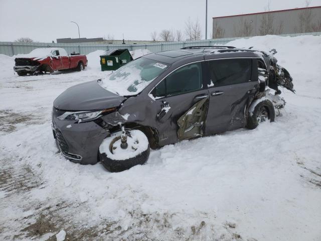 2021 Toyota Sienna XLE