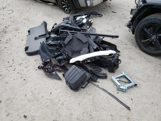 2019 TOYOTA RAV4 XSE - JTMEWRFV3KD511774