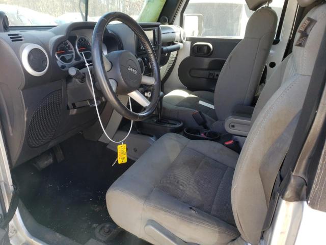 1J8FA541X8L605394 Jeep Wrangler Sahara