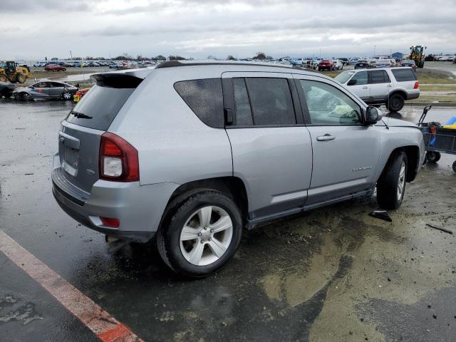 1C4NJDEB3HD154517 Jeep Compass Latitude
