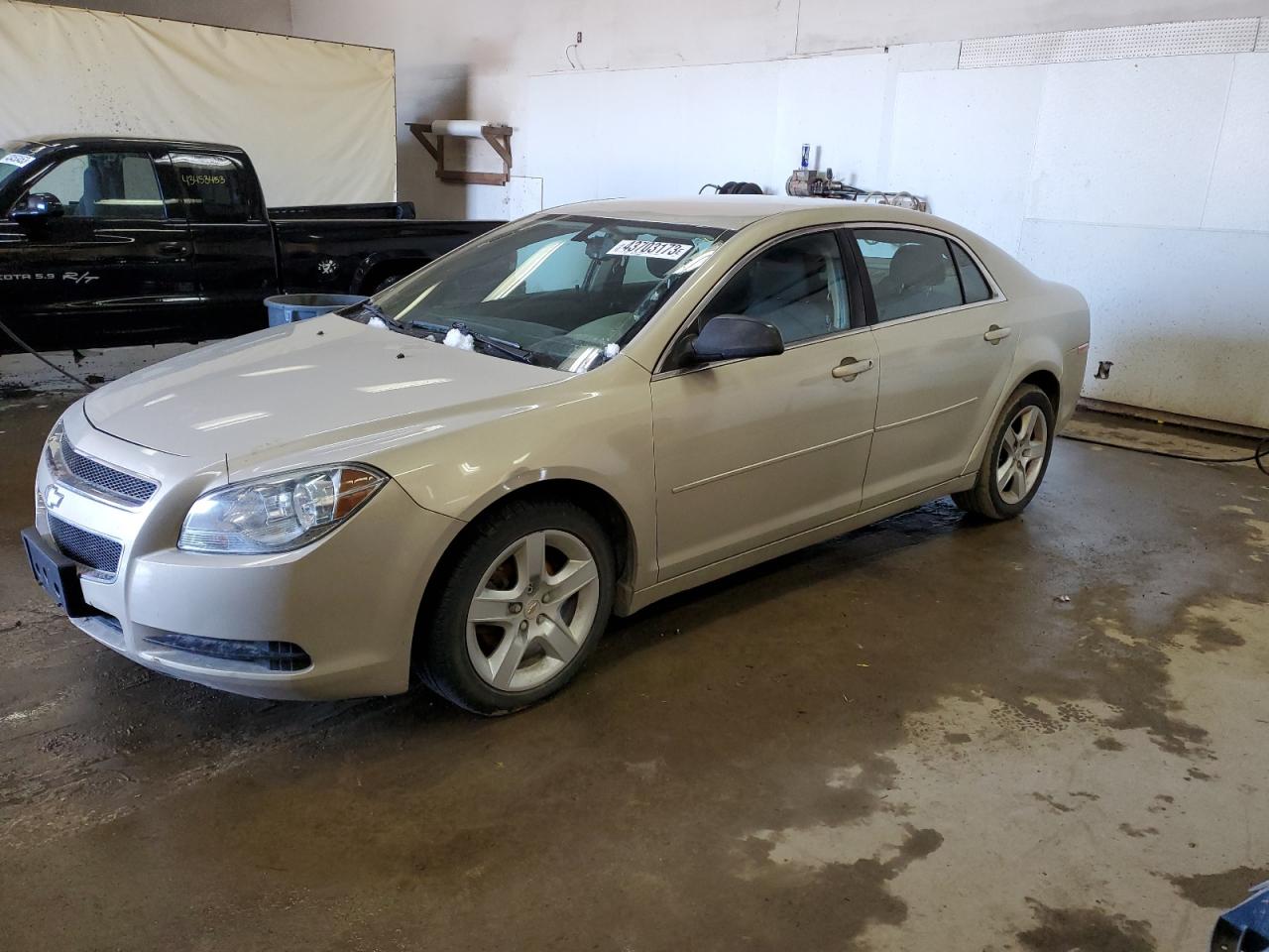 1G1ZA5E16BF375709 2011 Chevrolet Malibu Ls