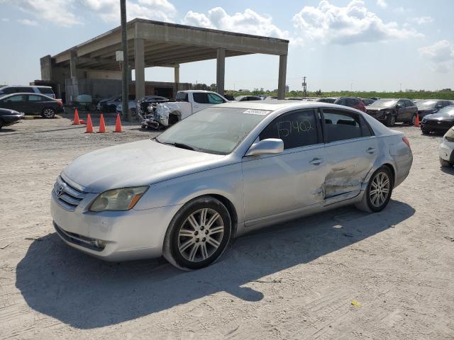 2005 Toyota Avalon XL