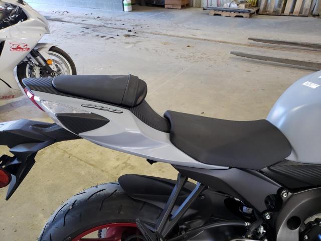 2023 SUZUKI GSX-R600 - JS1GN7FA4P7100445
