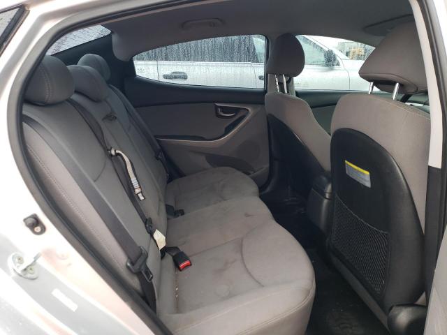 KMHDH4AE4FU328871 Hyundai ELANTRA SE