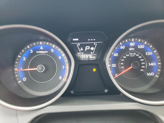 KMHDH4AE4FU328871 Hyundai ELANTRA SE