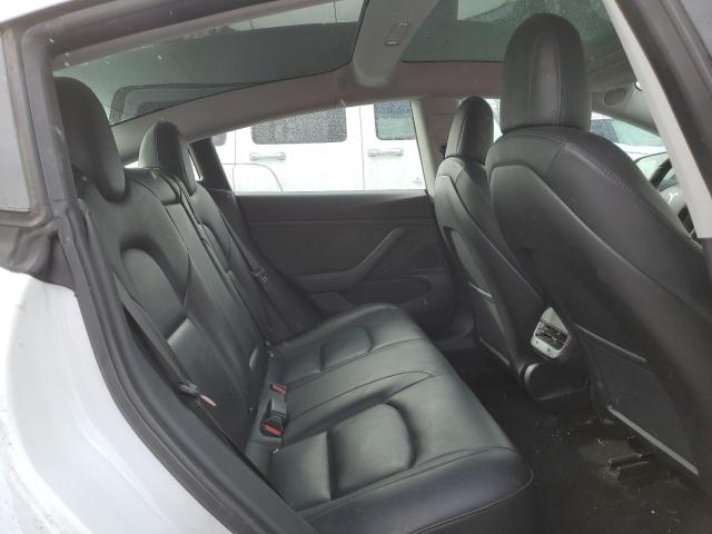 5YJ3E1EB4JF115606 Tesla MODEL 3