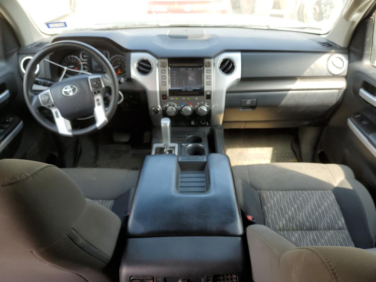 5TFDY5F18JX698888 TOYOTA TUNDRA 2018