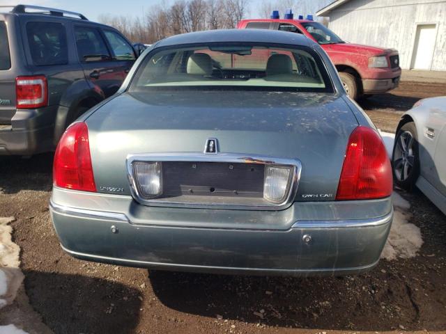 1LNHM83W14Y682735 Lincoln TOWNCAR