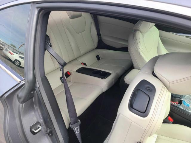 2017 INFINITI Q60 BASE JN1CV7EK8HM110058