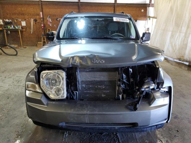 1C4PJMAKXCW107786 Jeep Liberty