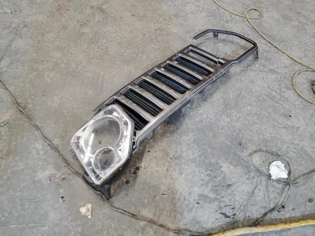 1C4PJMAKXCW107786 Jeep Liberty