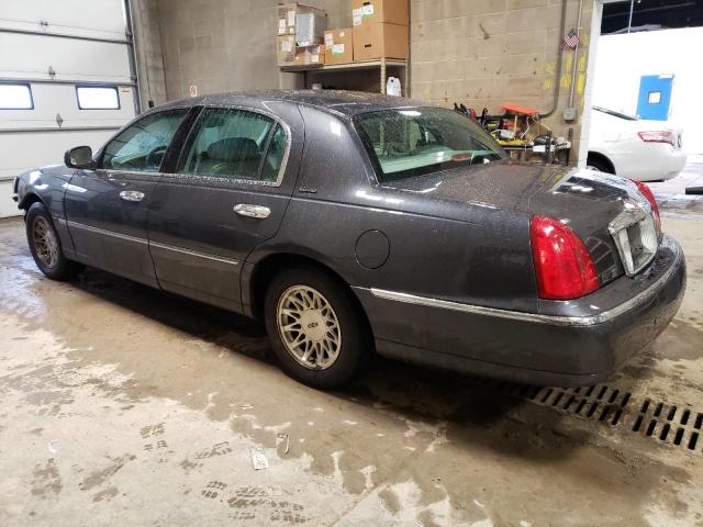 1LNFM82WXWY716604 Lincoln TOWNCAR