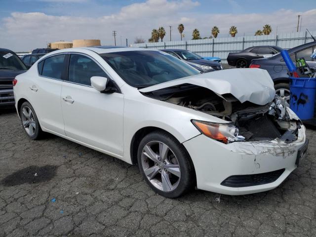 19VDE1F36EE011814 Acura ILX 20