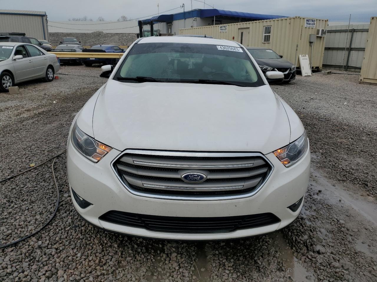 1FAHP2E90DG213678 2013 Ford Taurus Sel