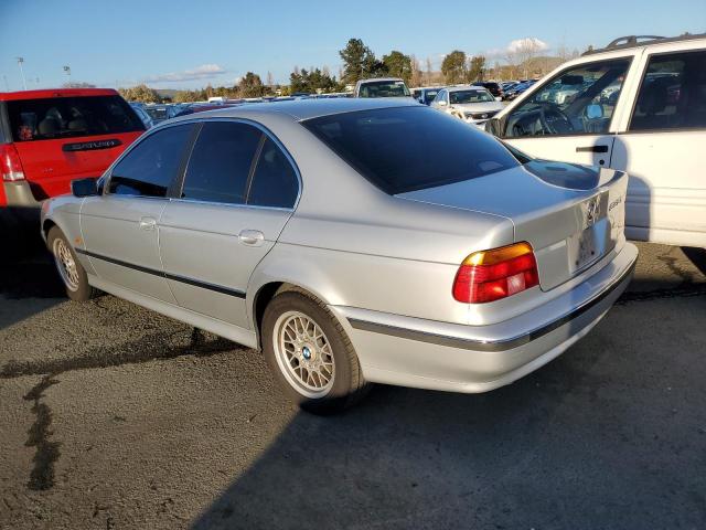 BMW 5 SERIES 2000 1