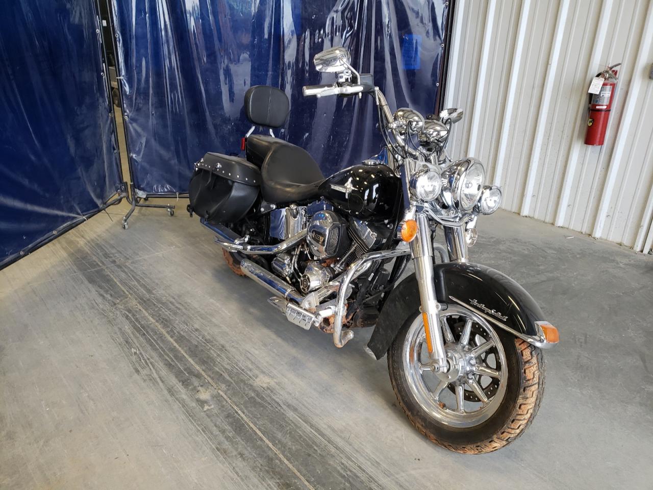 1HD1BWV10HB014238 HARLEY-DAVIDSON FLSTC HERI 2017