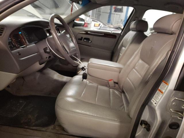 1LNHM81W4XY681263 Lincoln Town Car Executive