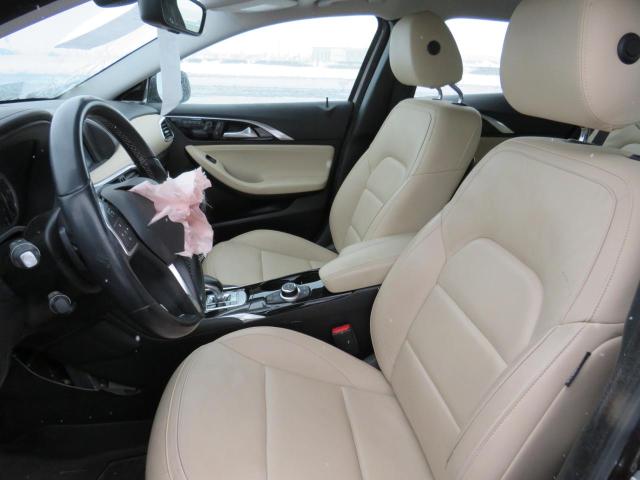 2018 INFINITI QX30 BASE - SJKCH5CR0JA055828