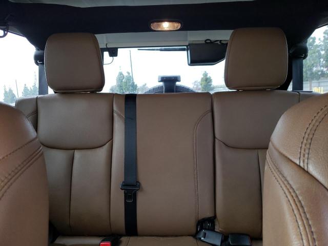 1C4BJWEG4EL171323 Jeep Wrangler Unlimited Sahara