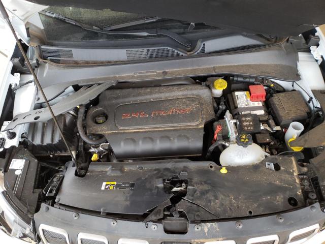 3C4NJCBB8NT149494 Jeep Compass Latitude