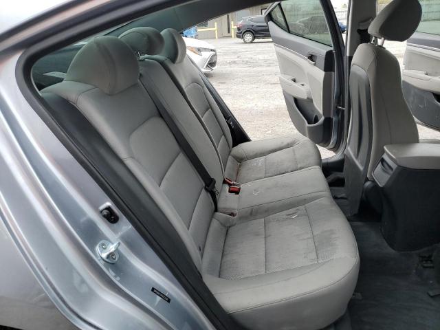5NPD84LFXHH033300 Hyundai ELANTRA SE