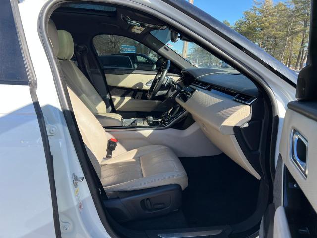 SALYL2RV6JA739897 Land Rover Range Rover Velar R-dynamic Se