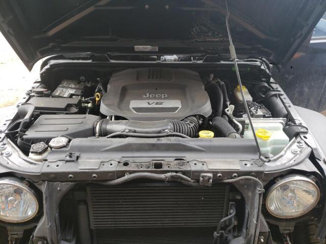 1C4BJWDG8JL866724 Jeep Wrangler Unlimited Sport